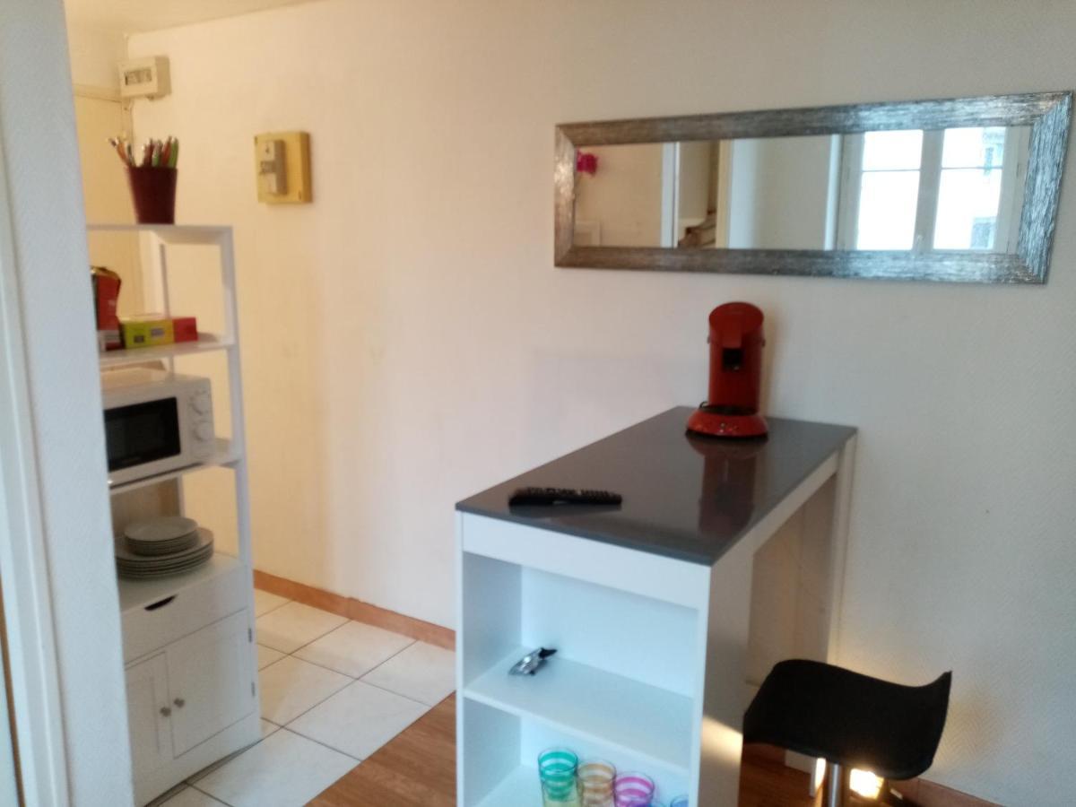 Studio 10 Avec Wifi Limoges Bagian luar foto