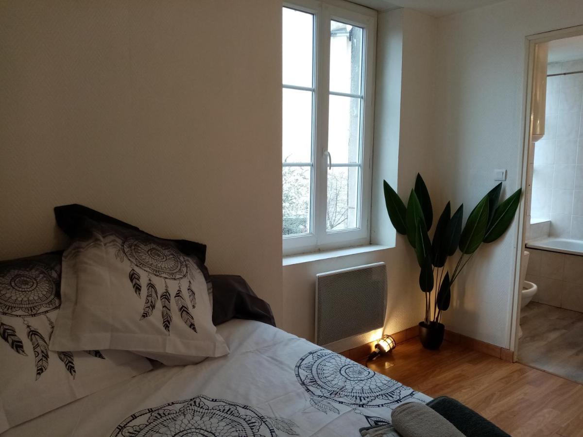 Studio 10 Avec Wifi Limoges Bagian luar foto
